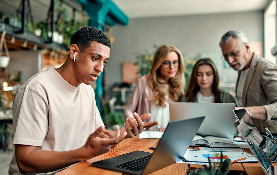 Benefits of OutsourcingCreative Services